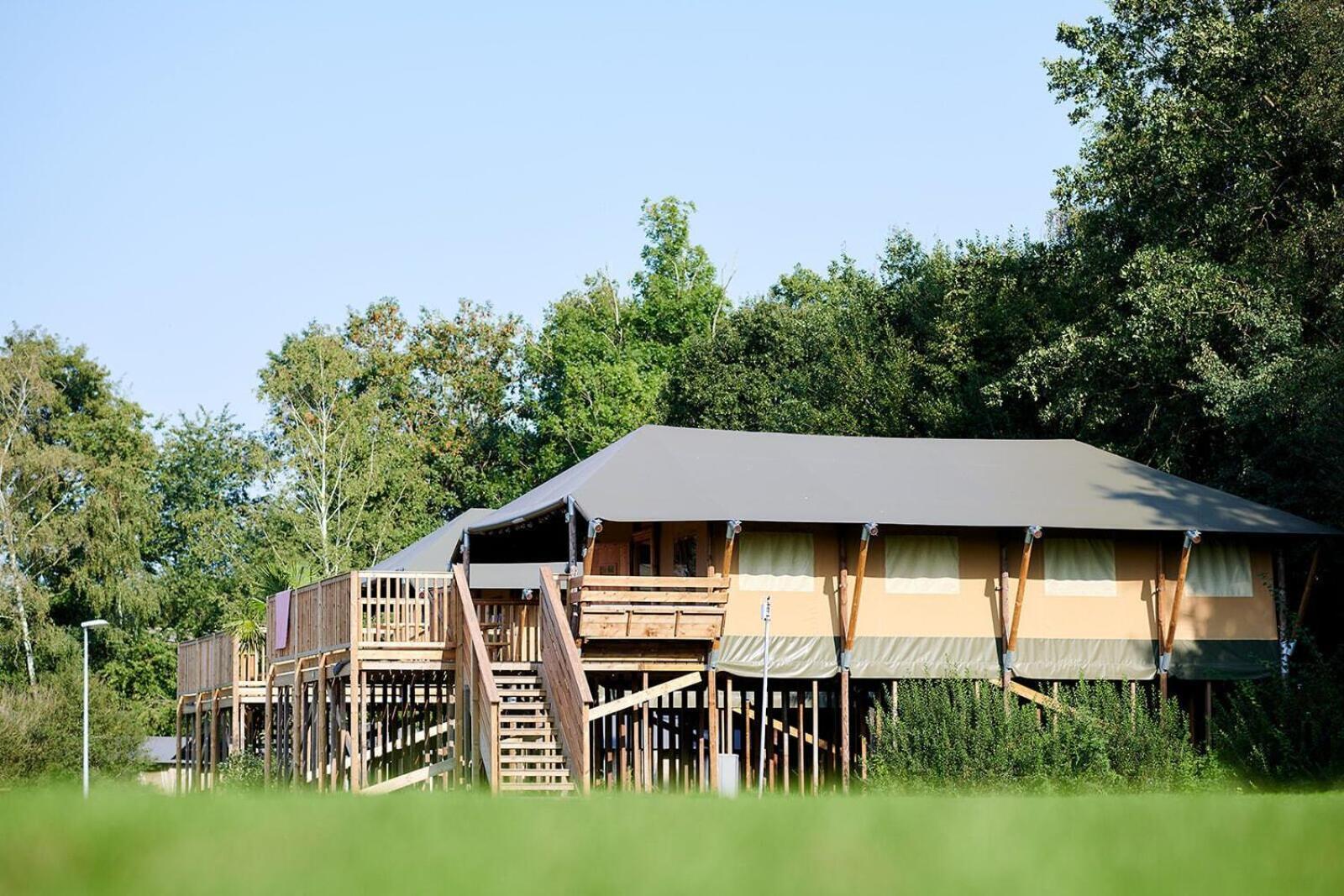 Vakantiepark Sallandshoeve Nieuw-Heeten エクステリア 写真