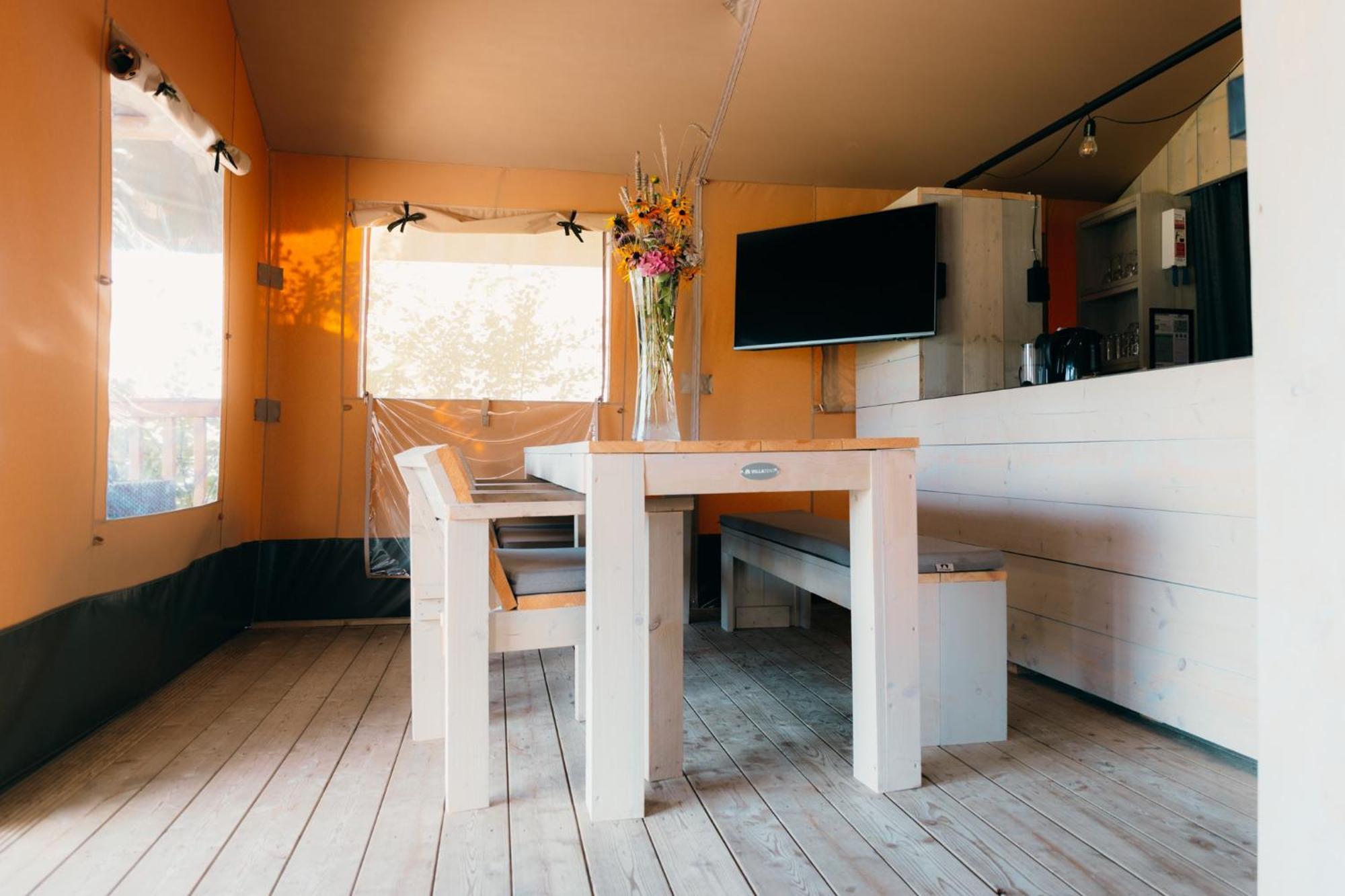 Vakantiepark Sallandshoeve Nieuw-Heeten 部屋 写真