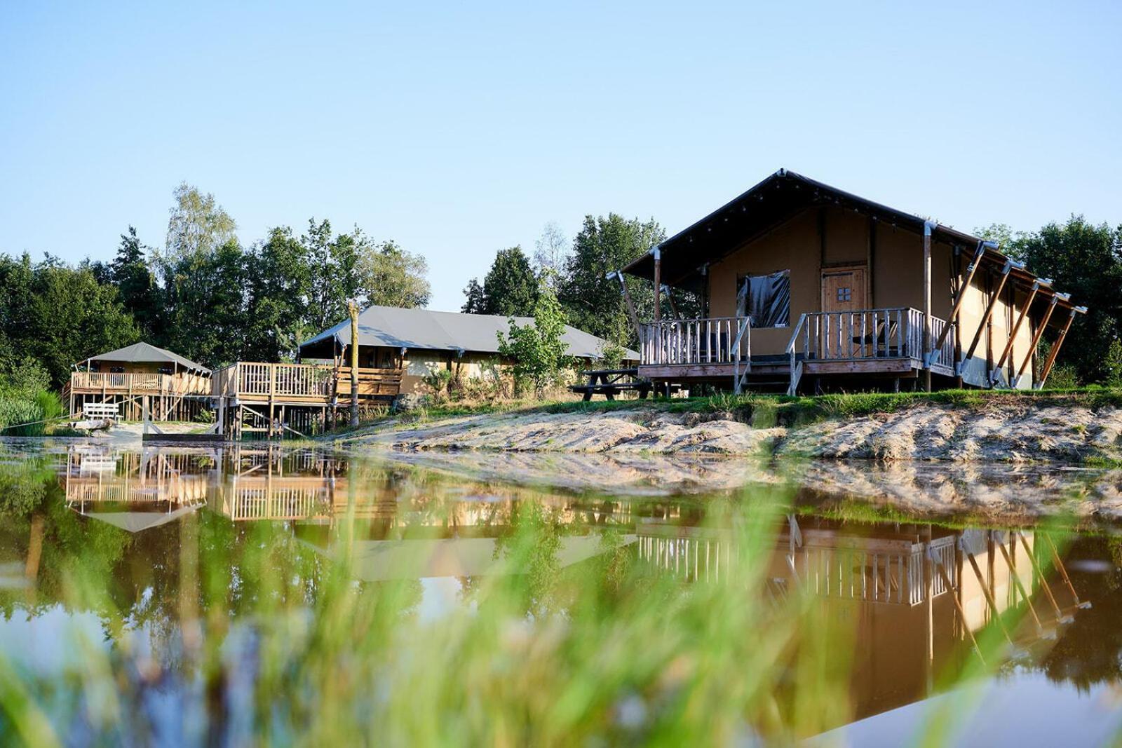 Vakantiepark Sallandshoeve Nieuw-Heeten エクステリア 写真